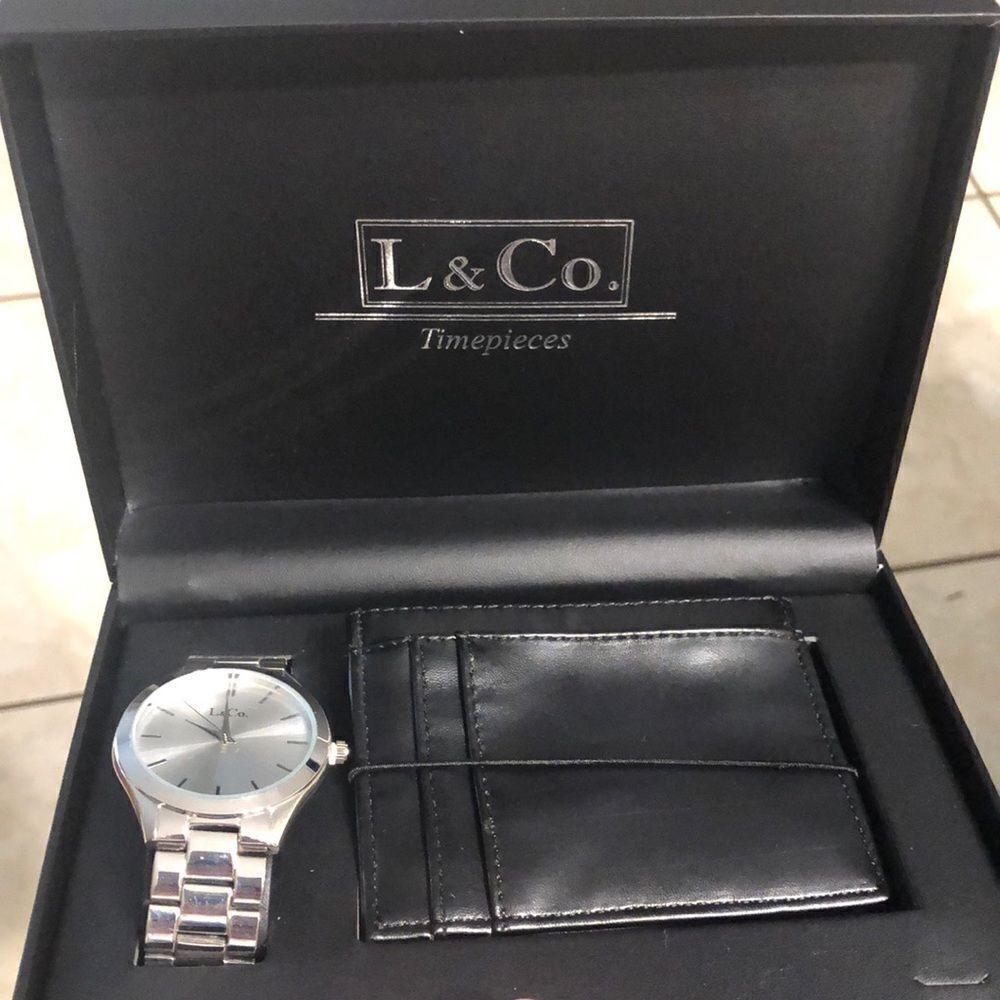 NWT L & C Timepieces and Leather Wallet Set